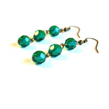 Emerald Green Dangle Earrings