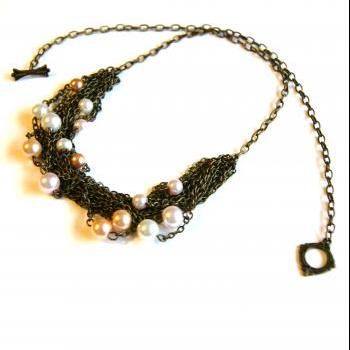 Light Pearls with Brass Chain Necklace